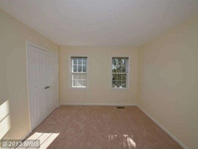 10157 Red Spruce Rd, Fairfax, VA 22032 - photo 6