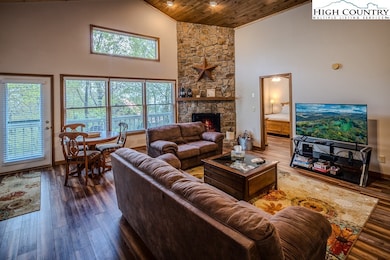 1431 Beech Mountain Pkwy, Beech Mountain, NC 28604 - photo 4