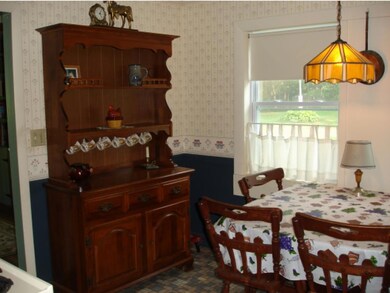 917 Battle St, Webster, NH 03303 - photo 5