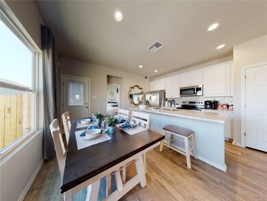 2406 S Ouachita Dr, Fayetteville, AR 72701 - photo 5