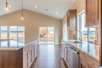 390 Broadmoor St, Sequim, WA 98382 - photo 6