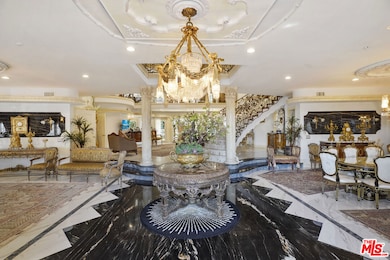 2258 Gloaming Way, Beverly Hills, CA 90210 - photo 2