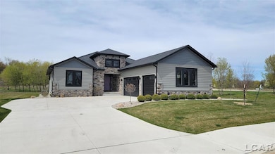 732 Red Mill Point, Tecumseh, MI 49286 - photo 2