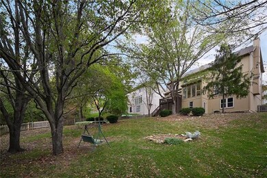 5440 Oakview St, Shawnee, KS 66216 - photo 2
