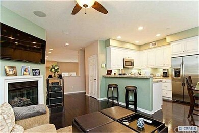 OPEN FLOOR PLAN W/ BREAKFAST BAR