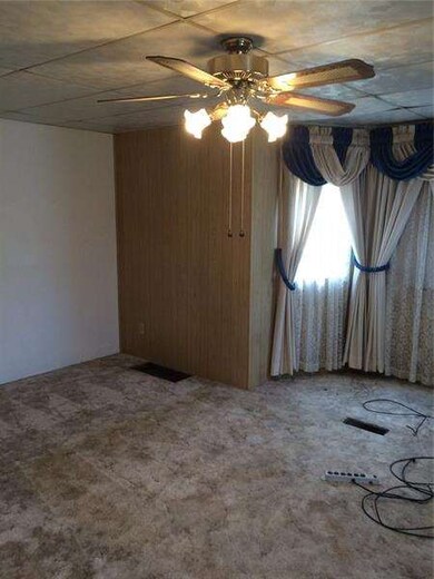 FIRST FLOOR LIVING ROOM