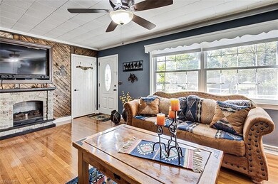 215 Sunrise Ave, Asheboro, NC 27203 - photo 5