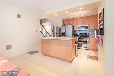 3321 Stone Heather Ct, Herndon, VA 20171 - photo 5