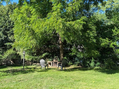 1355 Large Double Lot