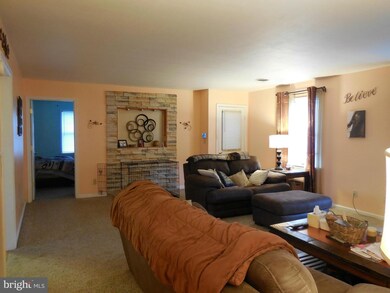 93 Francis Place, Berkeley Springs, WV 25411 - photo 4