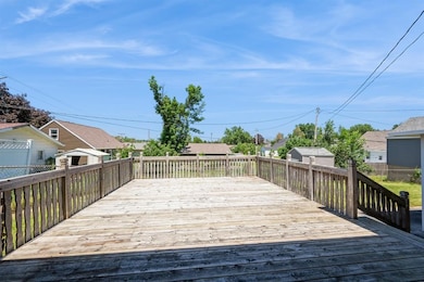 3316 Sue Ln NW, Cedar Rapids, IA 52405 - photo 3