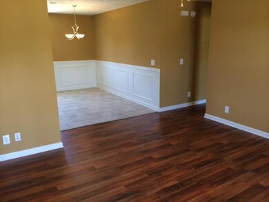 135 Stonefield Cir, Shelbyville, TN 37160 - photo 2