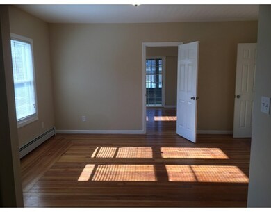 143 Skeele St unit 3R, Chicopee, MA 01013 - photo 7