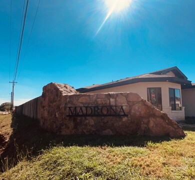 121 SW Parlin Ln unit 53, Fredericksburg, TX 78624 - photo 2