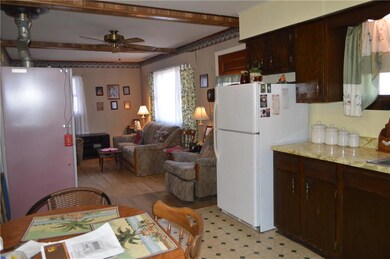 Eat in Kitchen