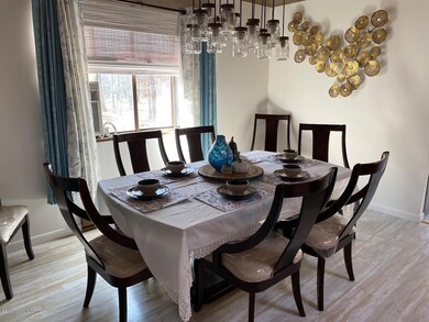 3221 Woodchip Ln, East Stroudsburg, PA 18301 - photo 7