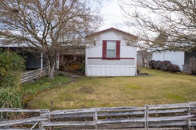 6901 Old Stage Rd-31