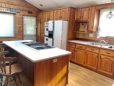 31 Boyce St, Auburn, MA 01501 - photo 4