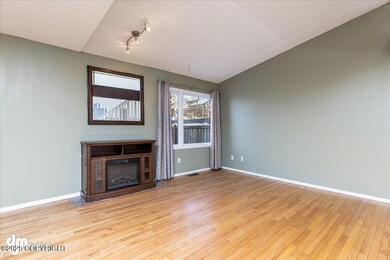 5501 E 34th Avenue, Anchorage, AK 99504