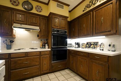 3304 Saint James Ct, Tyler, TX 75701 - photo 7