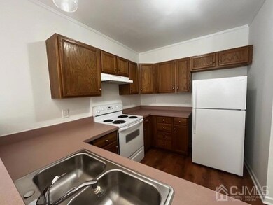 Shore Gate Village Grand Condominium unit 316, South Amboy, NJ 08879 - photo 6