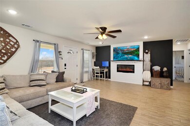 212 Mesquite Tree Ct, Poolville, TX 76487 - photo 6