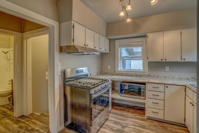 139 SE Taft Ave Bend OR 97702 Large-2