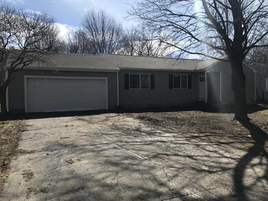 6347 Sommerset Rd, Lansing, MI 48911 - photo 2