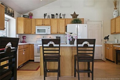 8416 S Water Pointe Dr, West Jordan, UT 84088 - photo 6