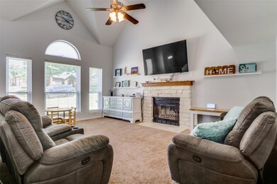 217 Camelot Dr, Weatherford, TX 76086 - photo 2