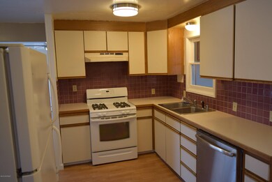 Kitchen (2)