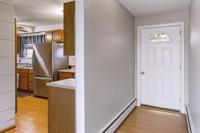 20 Greenlay St, Nashua, NH 03063 - photo 3