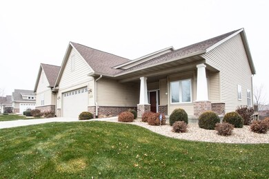 3930 Red Cedar Dr NE unit B, Cedar Rapids, IA 52402 - photo 7