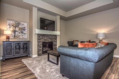 60463 SE Hedgewood Ln, Bend, OR 97702 - photo 3