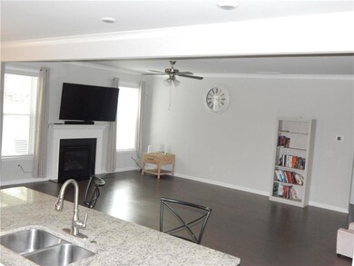 300 Calebee Ave, Senoia, GA 30276 - photo 7