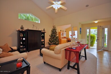 Open Familyroom