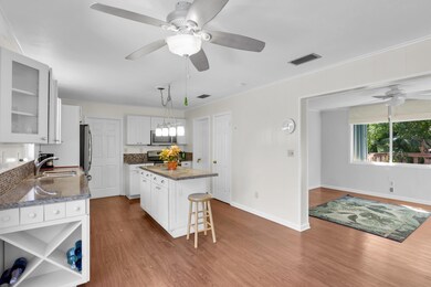 virtual-tour-352310-21