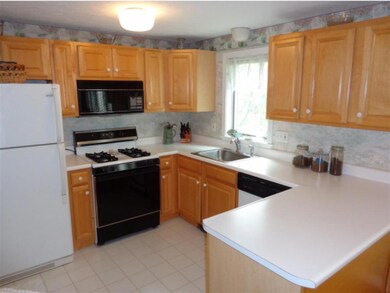 54 Dorchester Way unit U128, Nashua, NH 03064 - photo 6