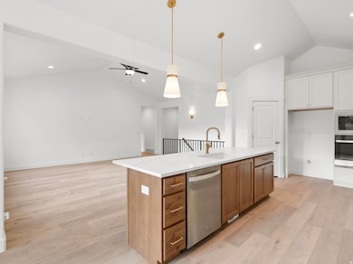 122 E Bardsley Way unit 7, Elk Ridge, UT 84651 - photo 5