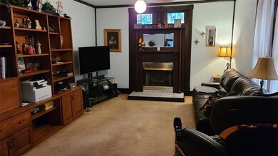 1314 S Lindsay St, Gainesville, TX 76240 - photo 7