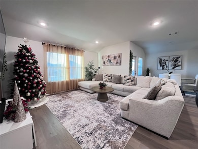 1415 Bent Spur Dr, Denton, TX 76207 - photo 7