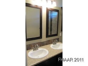 15956 Charlya Dr, Temple, TX 76502 - photo 7