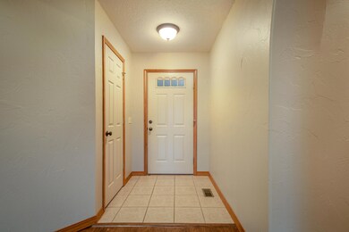 Skaggs_639ParishLn-8