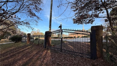 4000 Peachtree Corners Cir unit 1, Norcross, GA 30092 - photo 5