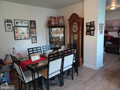 2409 Hammonds Ferry Rd, Halethorpe, MD 21227 - photo 4