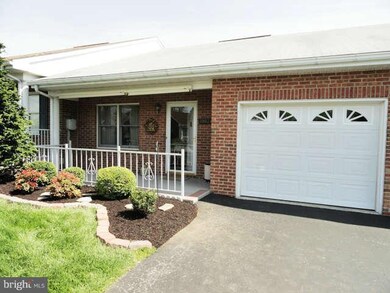 18024 Sand Wedge Dr, Hagerstown, MD 21740 - photo 2