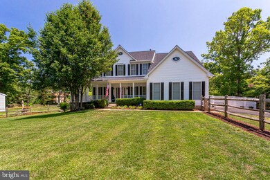 5753 Colchester Rd, Fairfax, VA 22030 - photo 3