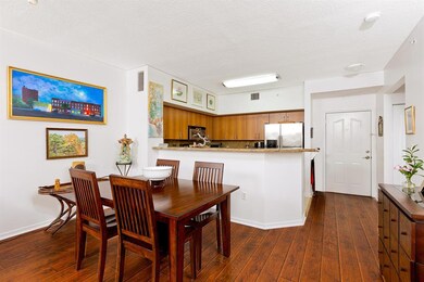 09_Dining_Kitchen