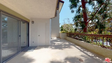 8600 Tuscany Ave unit 202, Playa Del Rey, CA 90293 - photo 4