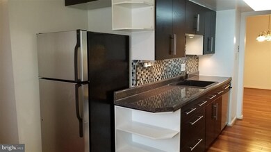 17711 Coatbridge Place, Olney, MD 20832 - photo 4